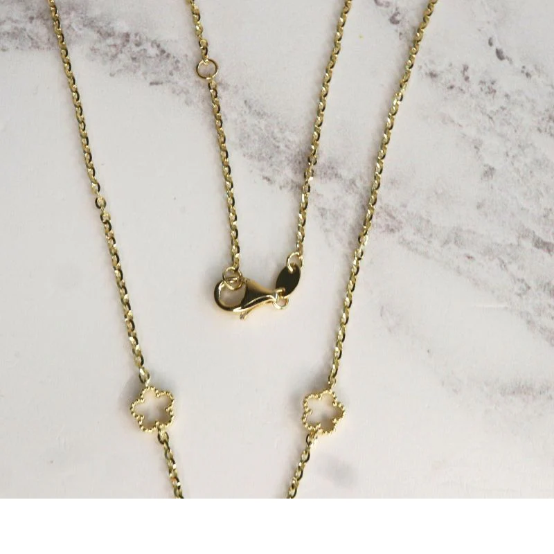 9ct Gold Mother of Pearl Clover Necklace - Image 3