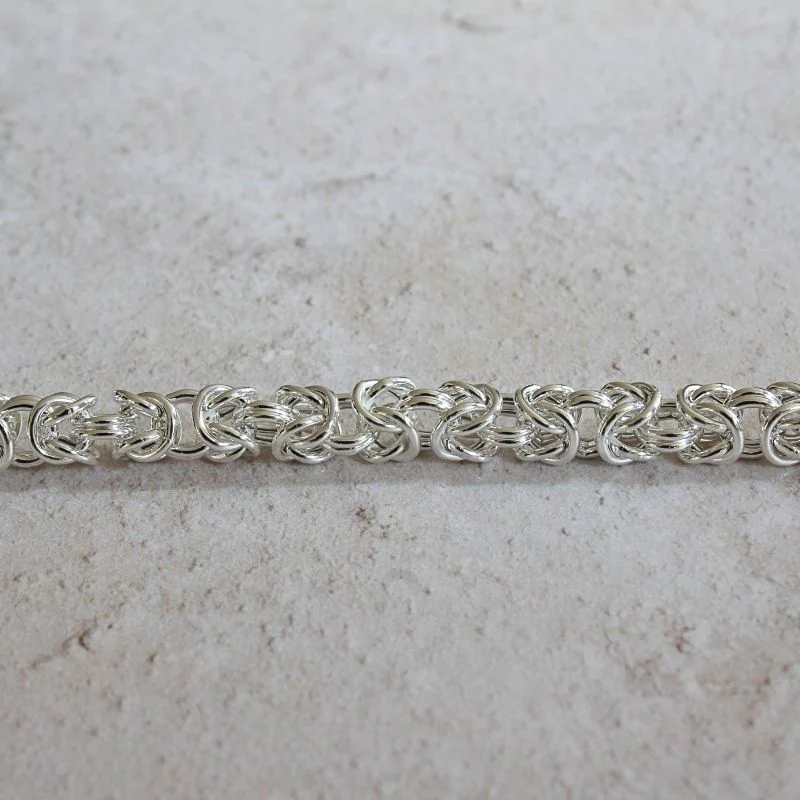 Ladies Silver Byzantine Bracelet - Image 3